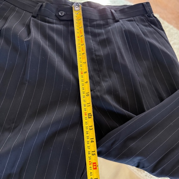 Emmanuel Ungaro 100% Wool Mens Suit Black Pinstripe 46L/38W Business Formal - Picture 13 of 16